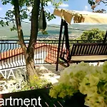 アパート In Karin Gornji With Sea View, Terrace, Air Conditioning, Wi-fi オブロヴァツ