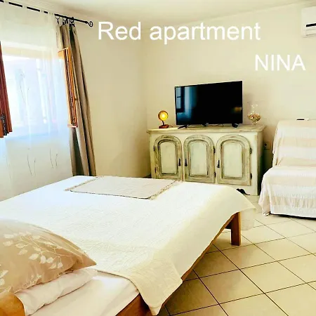 In Karin Gornji With Sea View, Terrace, Air Conditioning, Wi-fi