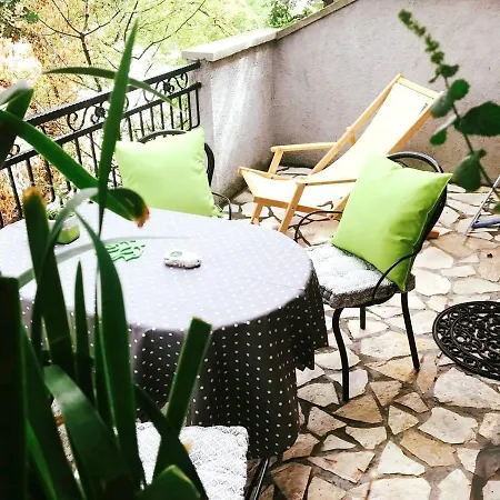 公寓 In Karin Gornji With Sea View, Terrace, Air Conditioning, Wi-fi 奥布罗瓦茨