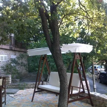 In Karin Gornji With Sea View, Terrace, Air Conditioning, Wi-fi オブロヴァツ