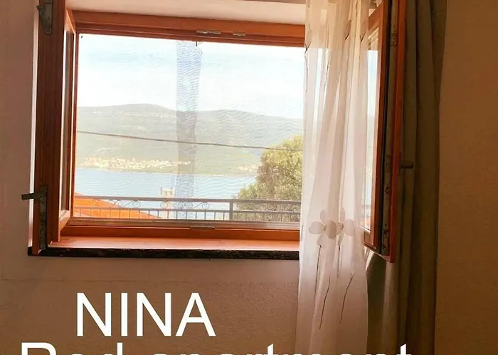 In Karin Gornji With Sea View, Terrace, Air Conditioning, Wi-fi Апартаменты *