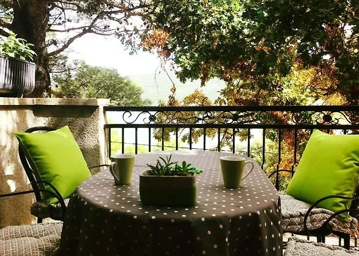 In Karin Gornji With Sea View, Terrace, Air Conditioning, Wi-fi Апартаменты Обровац